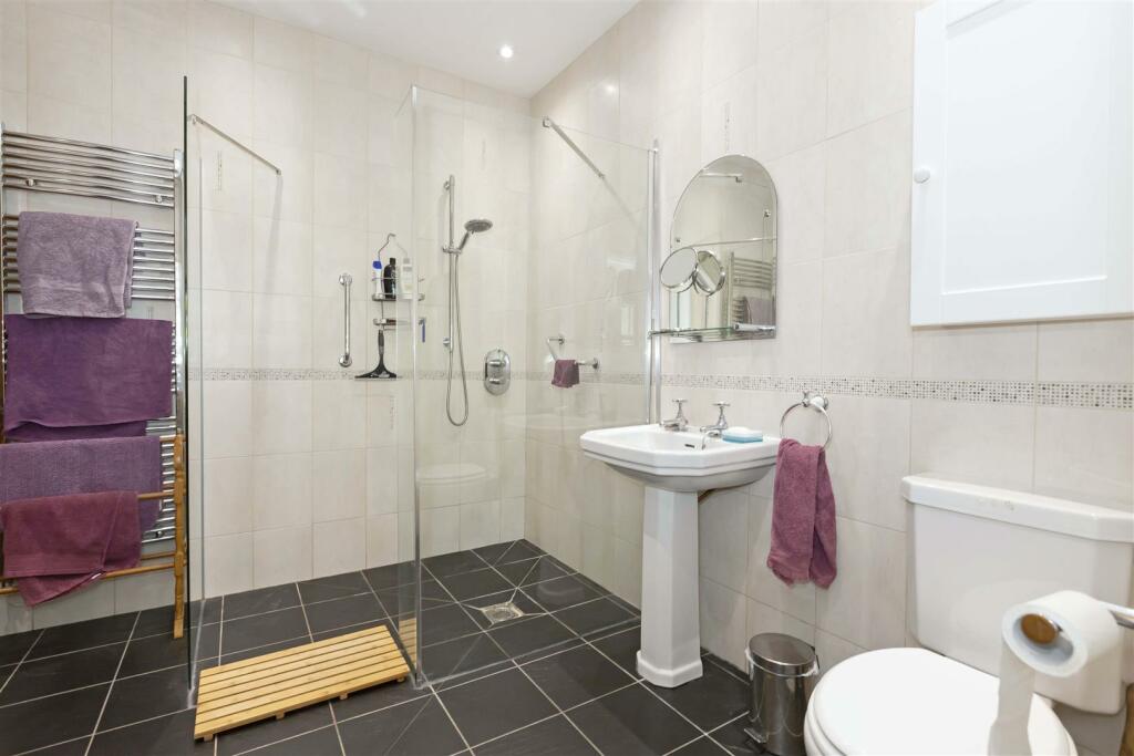 Additional image 10 of Grand Avenue, Worthing