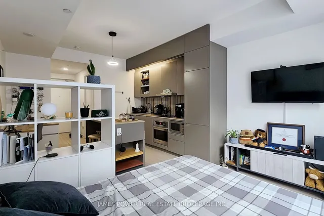 Additional image 22 of 101 Peter St Unit 709