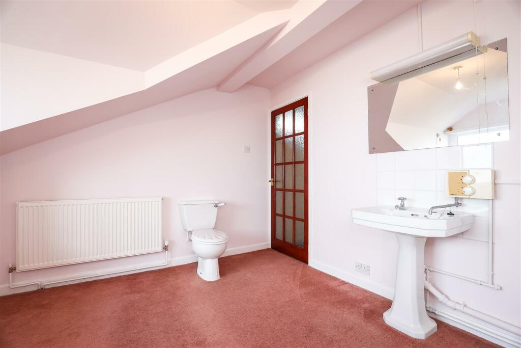 Additional image 13 of Sutton Lane, Ogmore By Sea, Vale Of Glamorgan, CF32 0PE