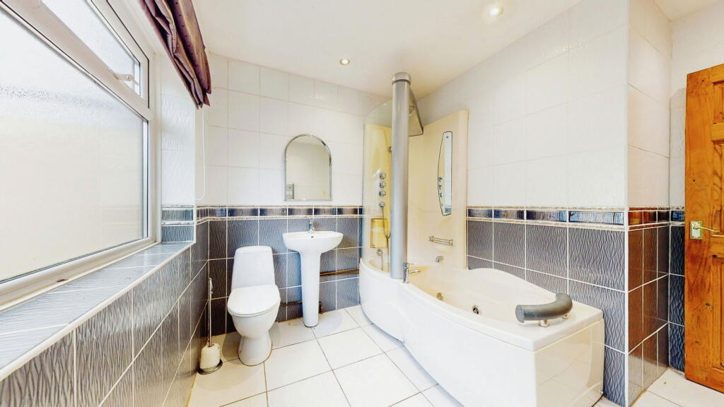 Additional image 19 of Birch grove, Landare