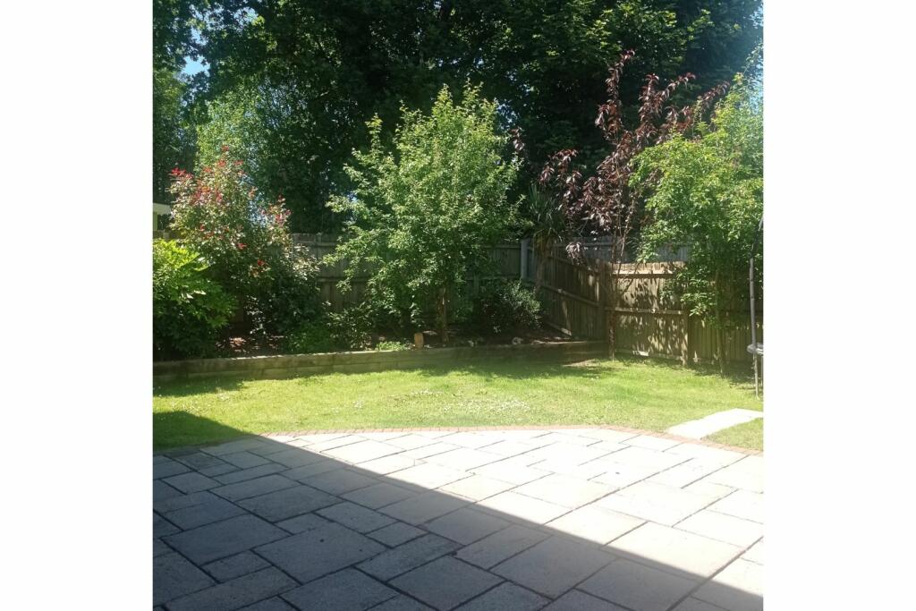 Additional image 28 of Meadow Way, Pontyclun, CF72