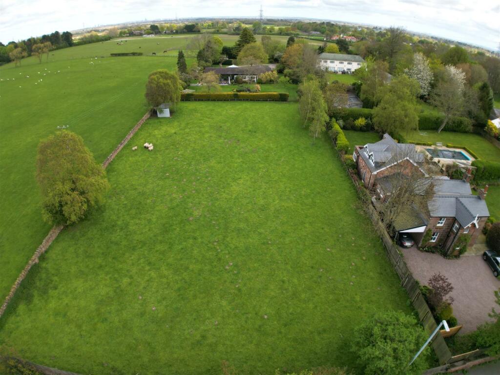 Additional image 26 of Hanns Hall Road, Neston, Cheshire