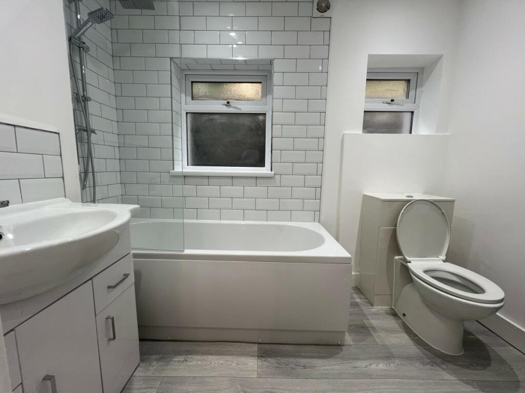 Additional image 11 of The Avenue Ferndale - Ferndale