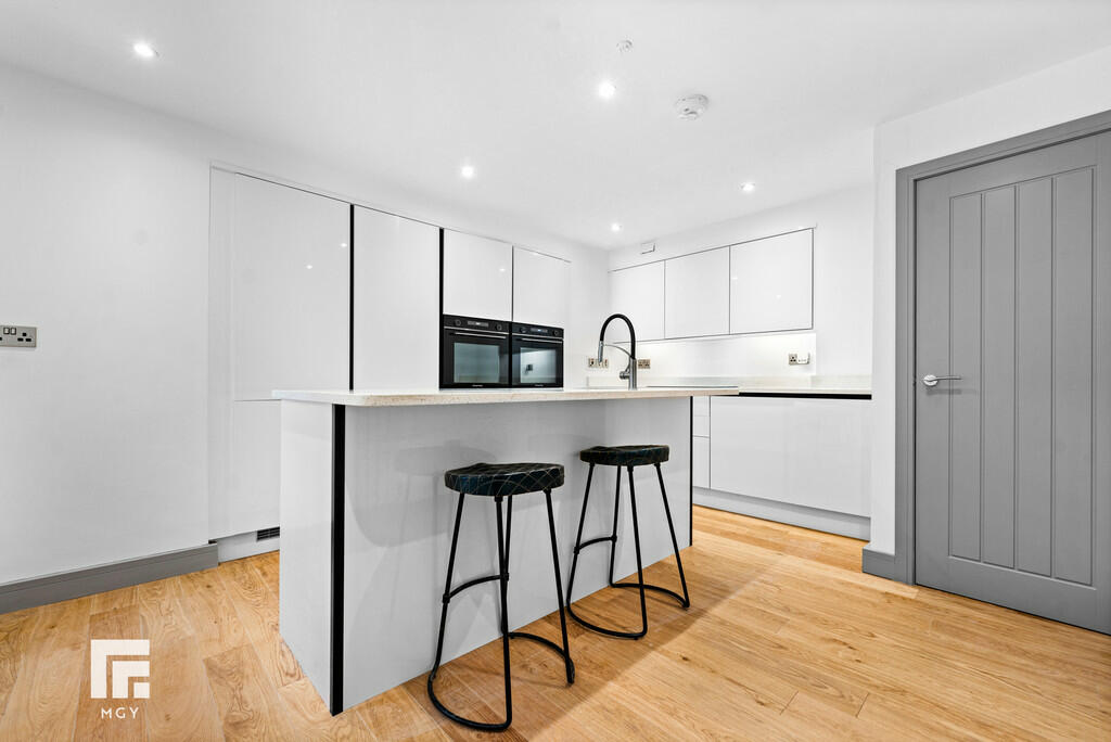 Additional image 36 of Glebe Street, Penarth