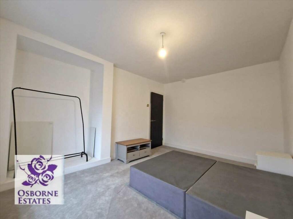 Additional image 10 of Hillside Street, Pentre
