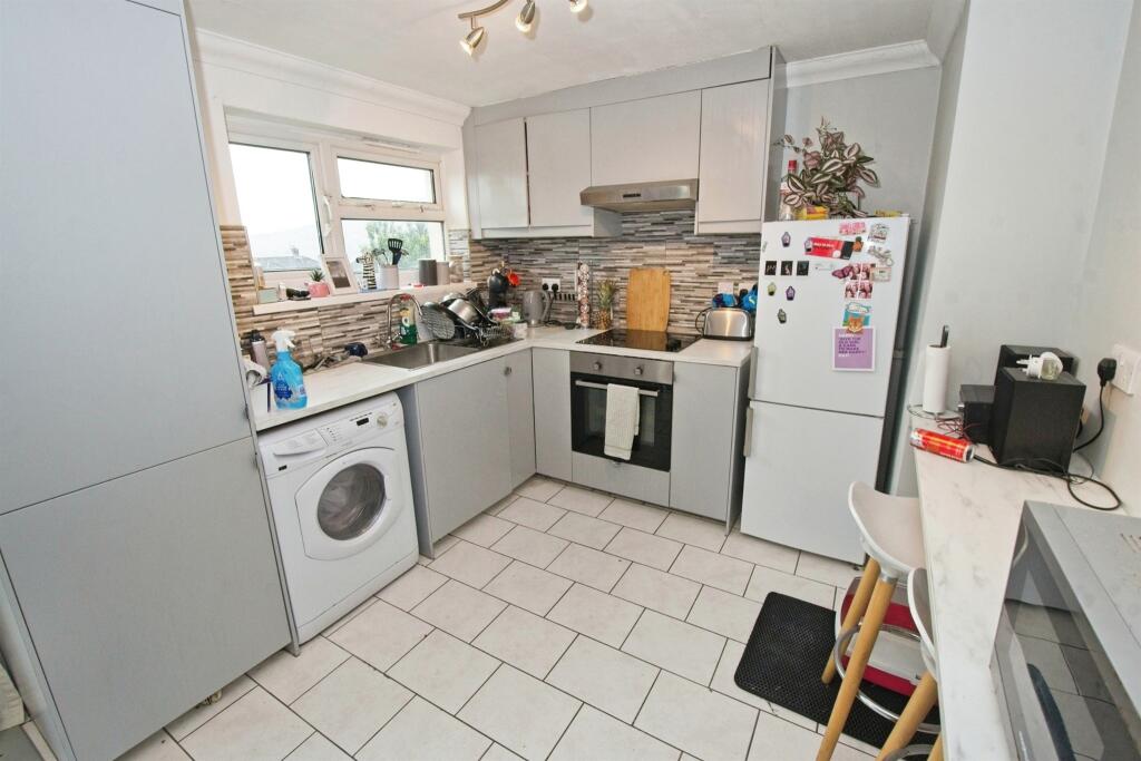 Additional image 17 of Garth Avenue, Glyncoch, Pontypridd