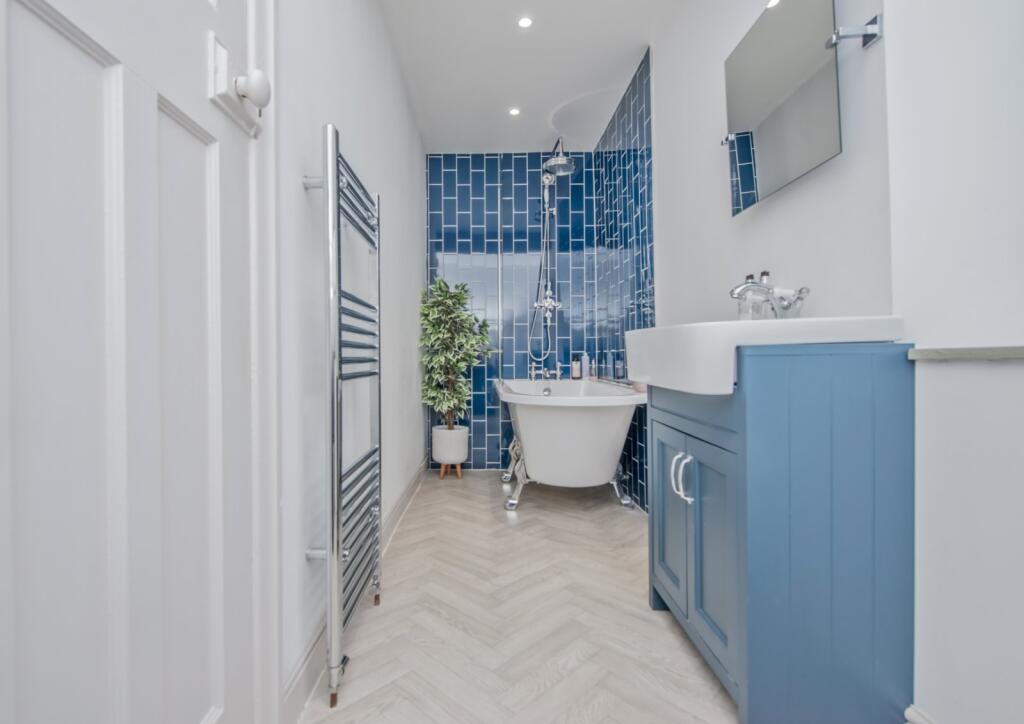 Additional image 33 of Windhill Old Road, Thackley, Bradford, BD10