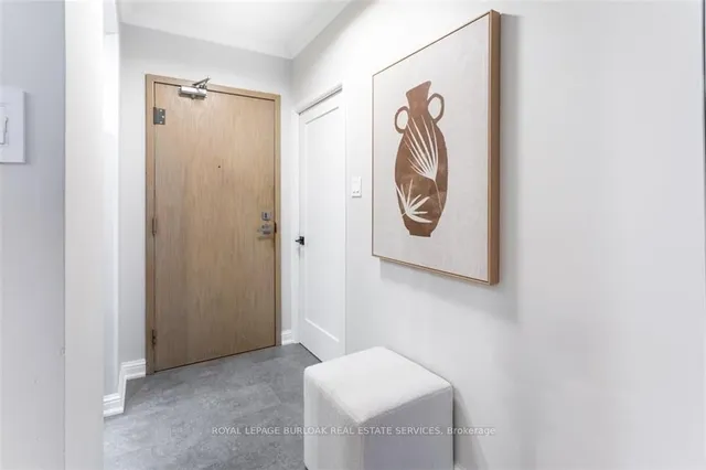 Additional image 4 of 430 Pearl St Unit 205