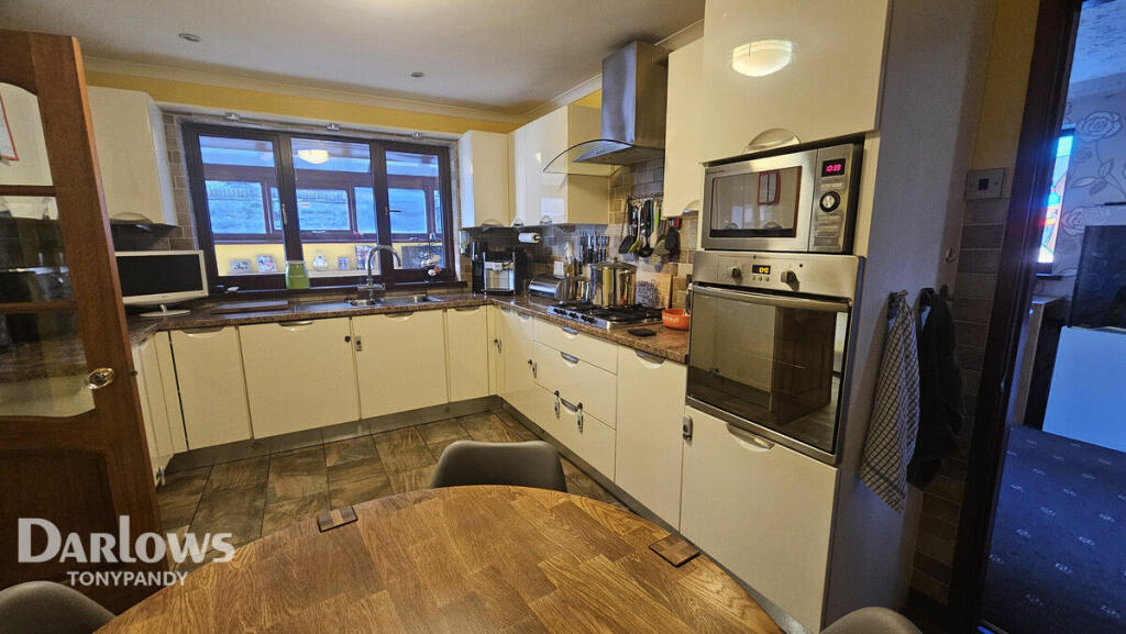 Additional image 14 of Ty Heb Enw Fenwick Street, Pontygwaith CF43