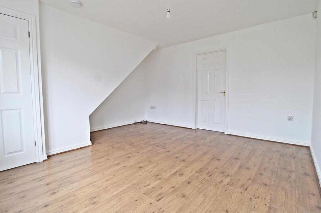 Additional image 4 of Clos Gwernen, Llanharry, Pontyclun, Rhondda Cynon Taff. CF72 9GH