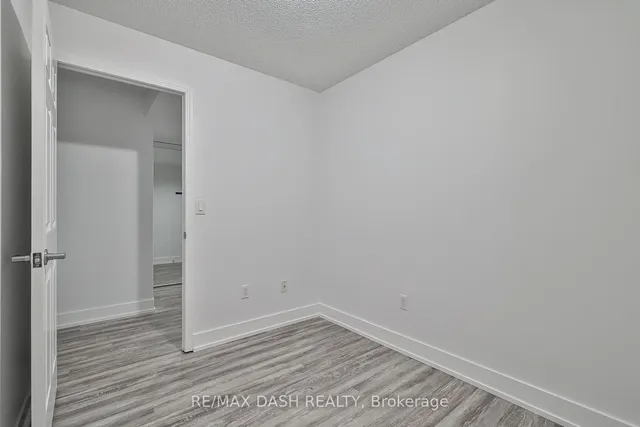 Additional image 32 of 330 Adelaide St Unit 501