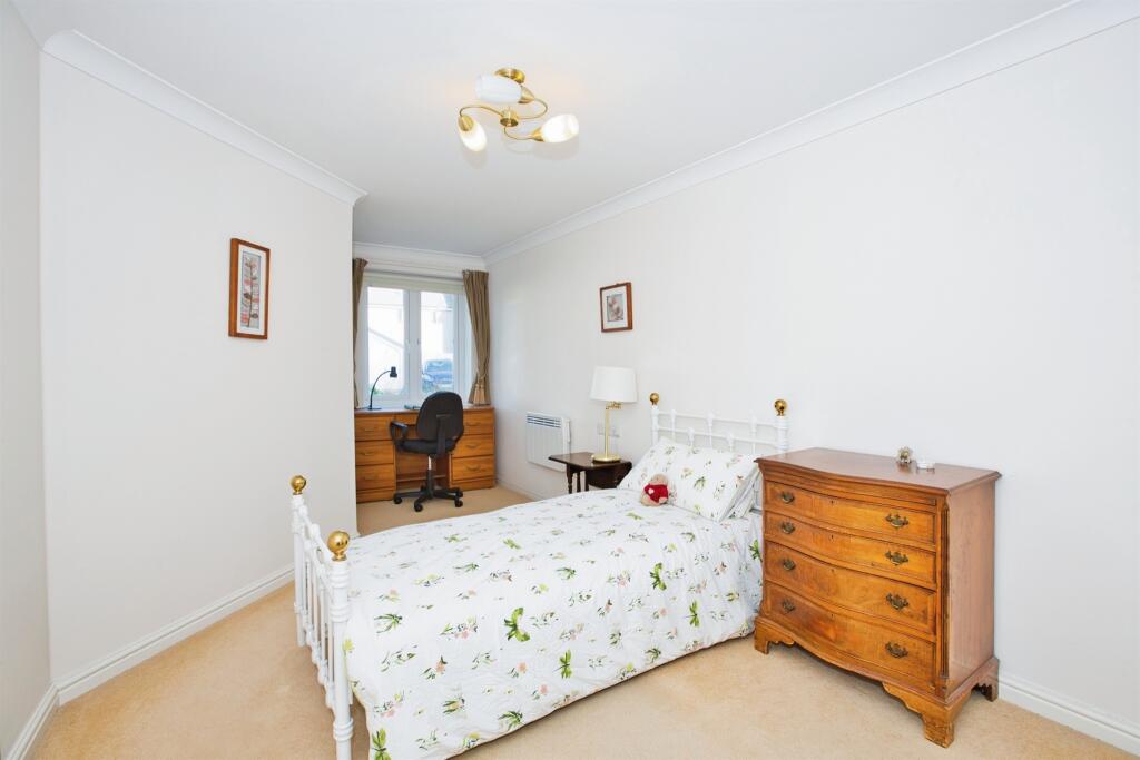 Additional image 9 of Somerton Road, Street