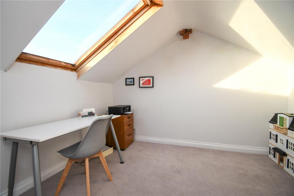 Additional image 24 of Mount Avenue, Heswall, Wirral