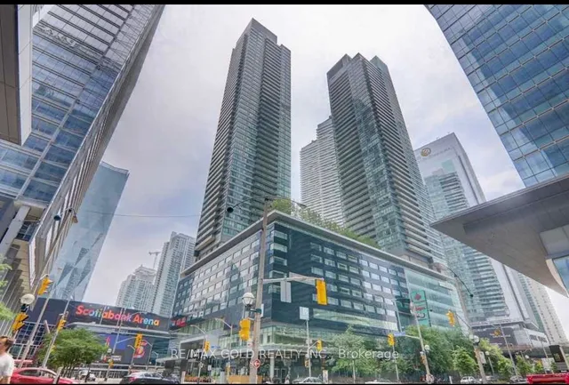 Additional image 3 of 55 Bremner Blvd Unit 2811