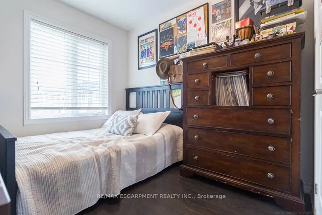 Additional image 33 of 64 Borers Creek Circ