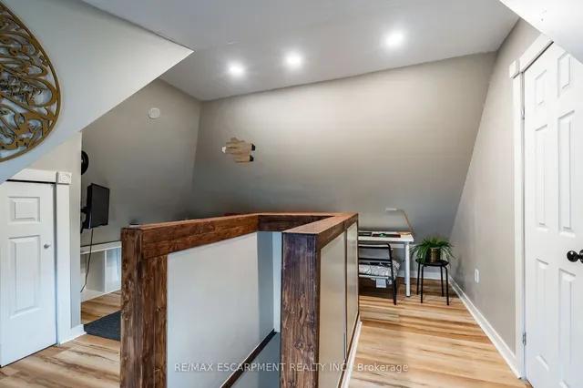 Additional image 29 of 164 Edgemont St