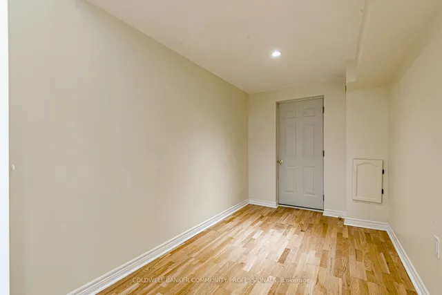 Additional image 31 of 32 Forest Valley Cres