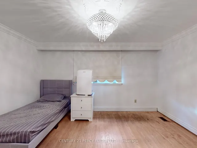 Additional image 22 of 31 Erinlea Cres