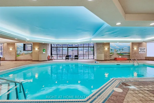 Additional image 21 of 633 Bay St Unit 1615