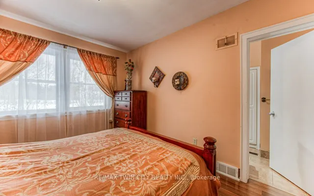 Additional image 27 of 255 Bedford Rd