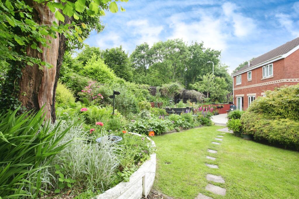 Additional image 22 of Clos Cae Pwll, Treharris, CF46