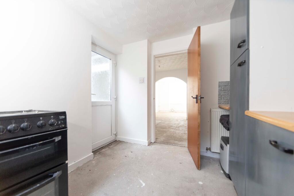 Additional image 10 of Bedlinog Terrace, Bedlinog, Treharris