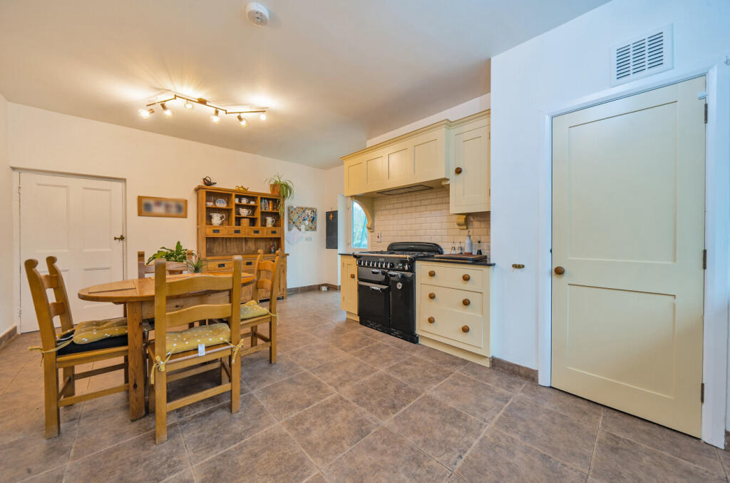 Additional image 42 of Tarvin Road, Littleton, Chester