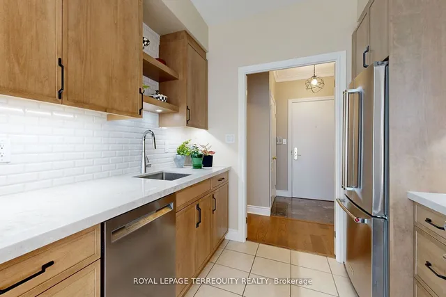 Additional image 10 of 2 Aberfoyle Cres Unit 1201