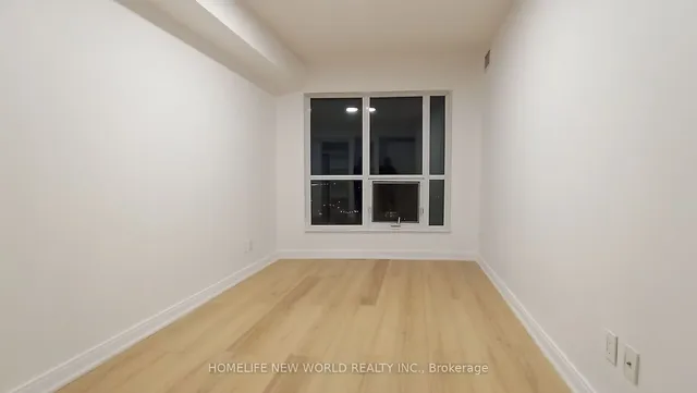 Additional image 6 of 181 Village Green Sq Unit 1515