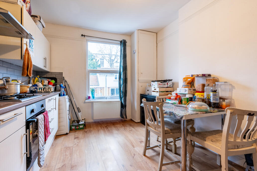 Additional image 11 of Upper Maisonette, Cotham Brow, Bristol, BS6 6AE