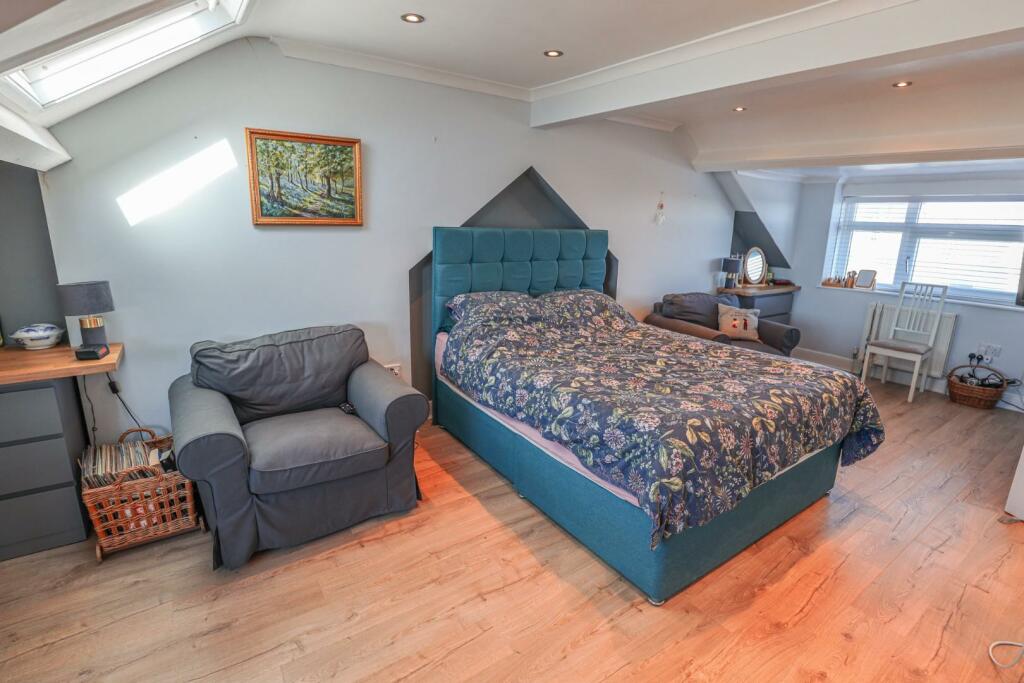 Additional image 13 of Greenfield, The Fields, Southerndown, Vale of Glamorgan, CF32 0RP