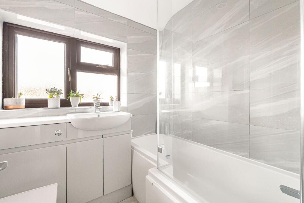 Additional image 16 of Edinburgh Avenue, Cambridge