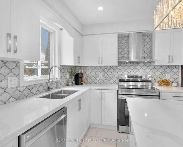 Additional image 12 of 115 Upper Mercer St