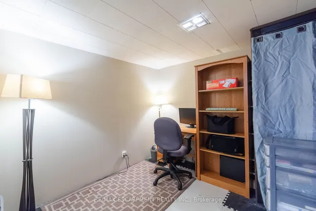 Additional image 25 of 117 Anna Capri Dr