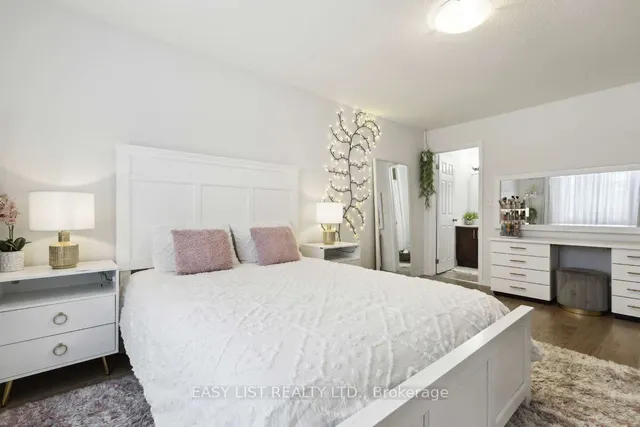 Additional image 19 of 75 Meadowridge St