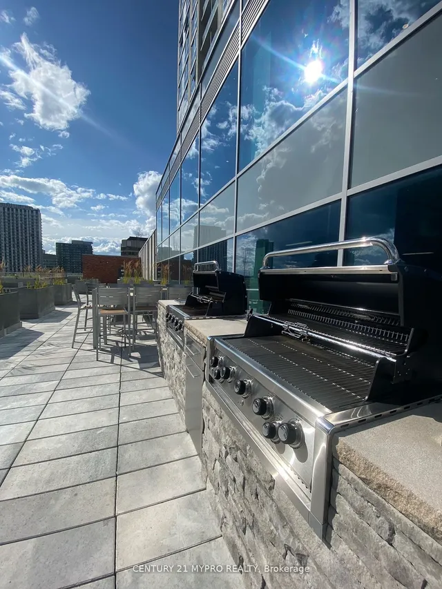 Additional image 22 of 60 Frederick St Unit 901