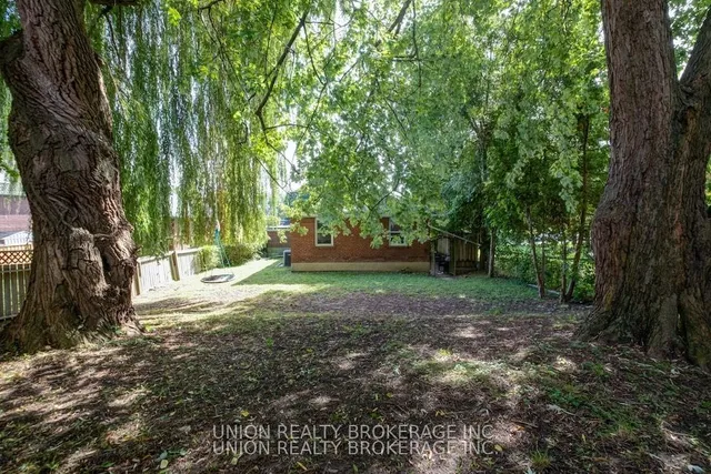 Additional image 25 of 28 Fishleigh Dr