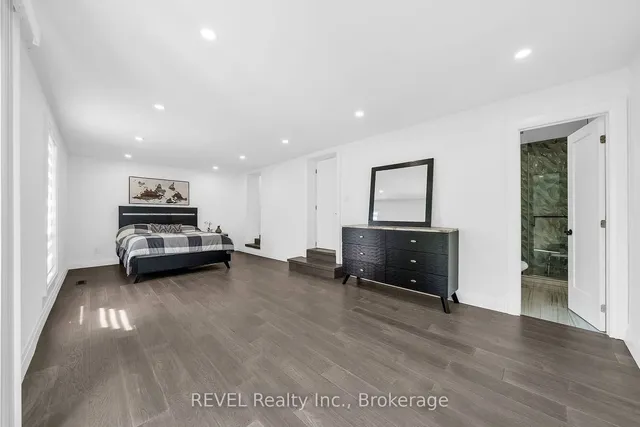 Additional image 12 of 56 FREDERICK Ave