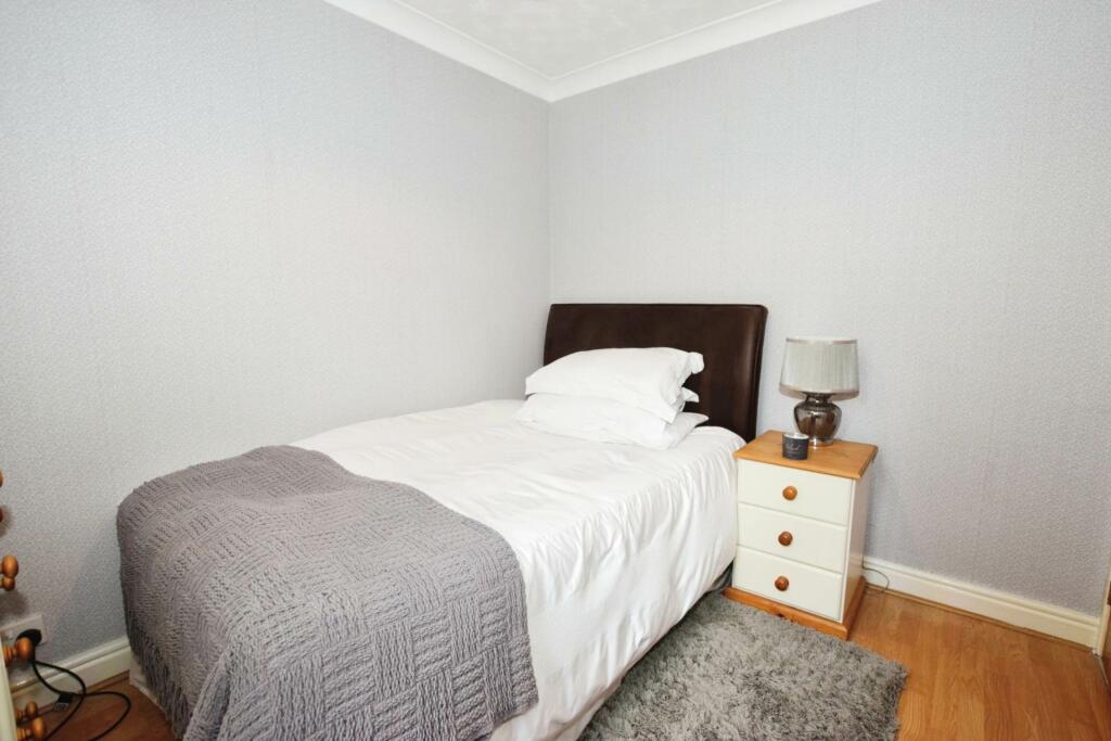 Additional image 24 of Dibbinview Grove, Spital