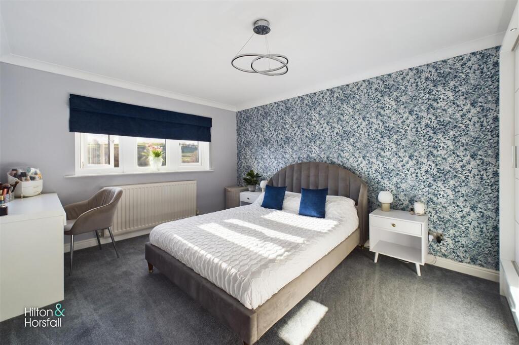 Additional image 17 of Barn Field Close, Colne