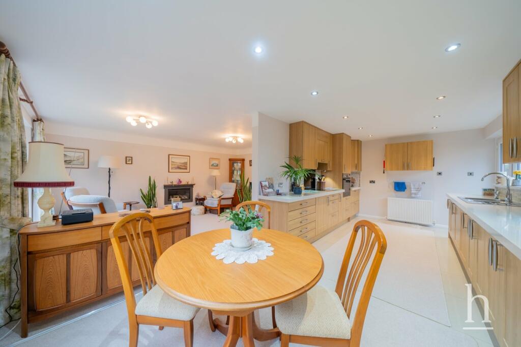 Additional image 3 of Holmwood Avenue, Barnston, CH61
