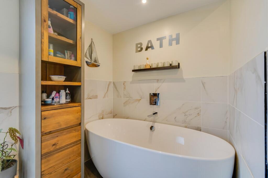 Additional image 20 of Bryneithin, St. Andrews Road, Dinas Powys, The Vale Of Glamorgan. CF64 4BL