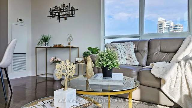 Additional image 8 of 26 Norton Ave Unit 1803