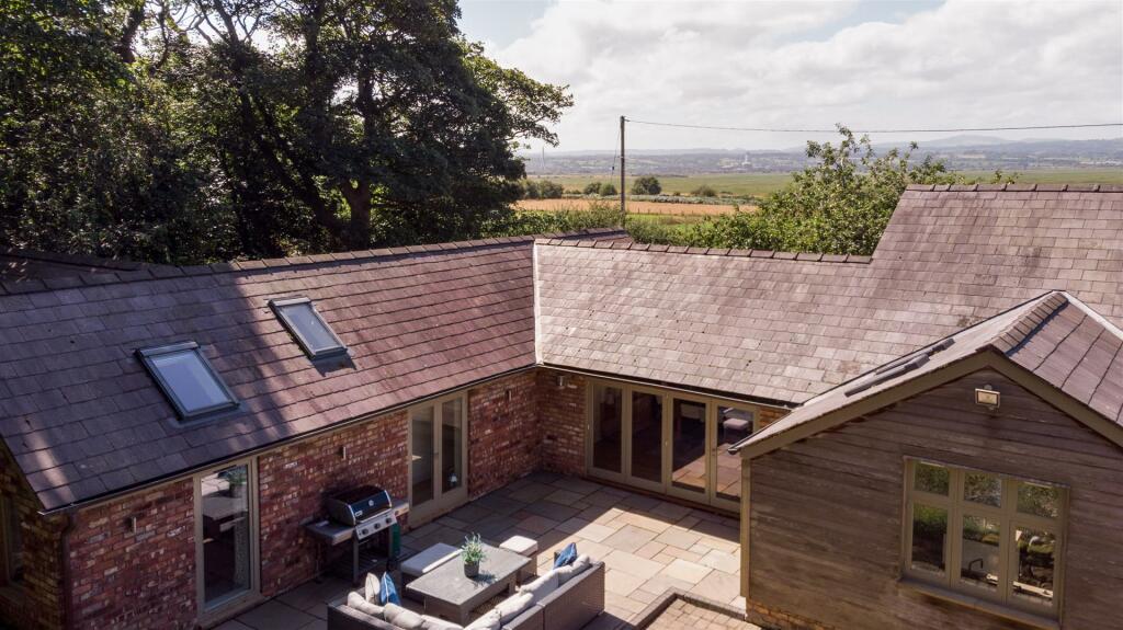 Additional image 34 of Peerswood Bungalow and Cottage, Station Road, Burton, Cheshire