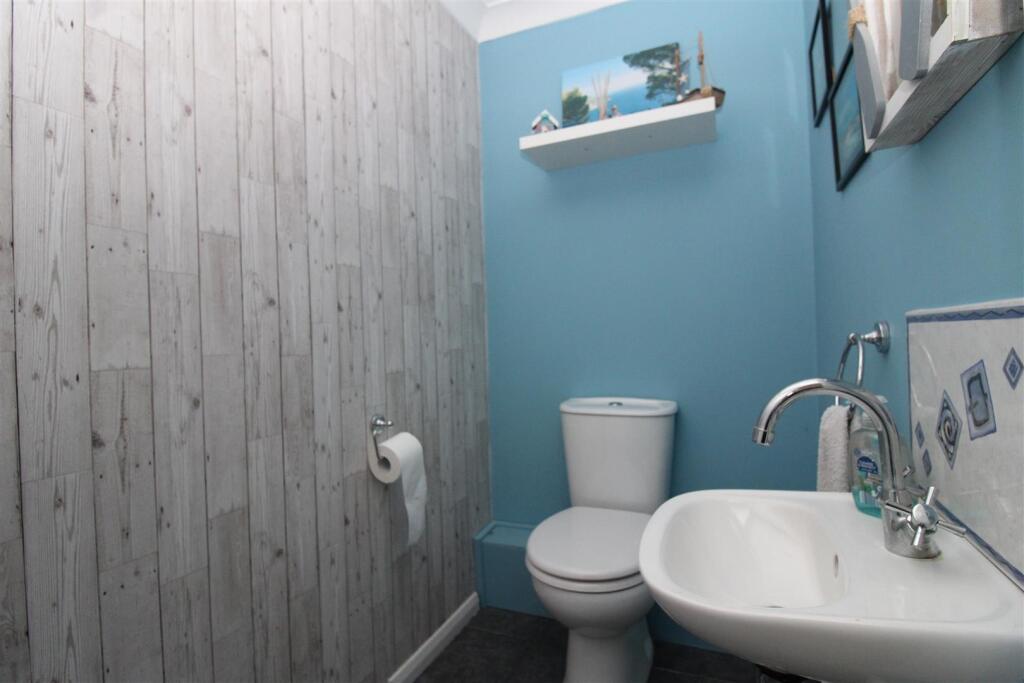 Additional image 14 of Southfields Road, Littlehampton