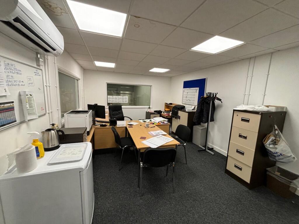 Additional image 8 of Unit D, De Clare House, Pontygwindy Road, Caerphilly, CF83 3HU