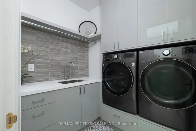 Additional image 25 of 10 Shand Ave