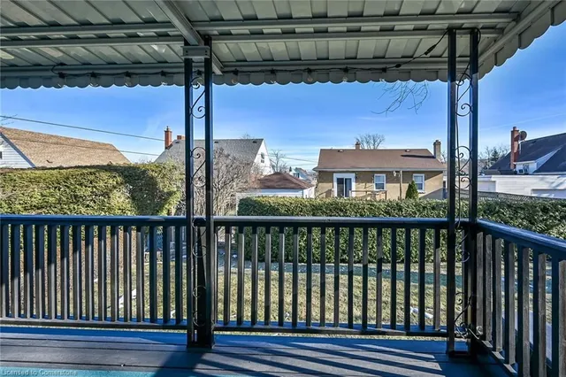 Additional image 30 of 46 Mountain Ave