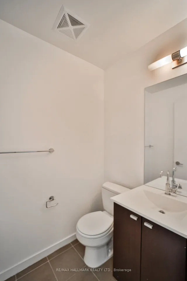 Additional image 25 of 103 The Queensway Ave Unit 413