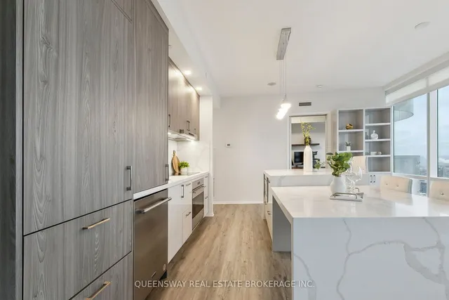 Additional image 17 of 1 Bloor St Unit 6706